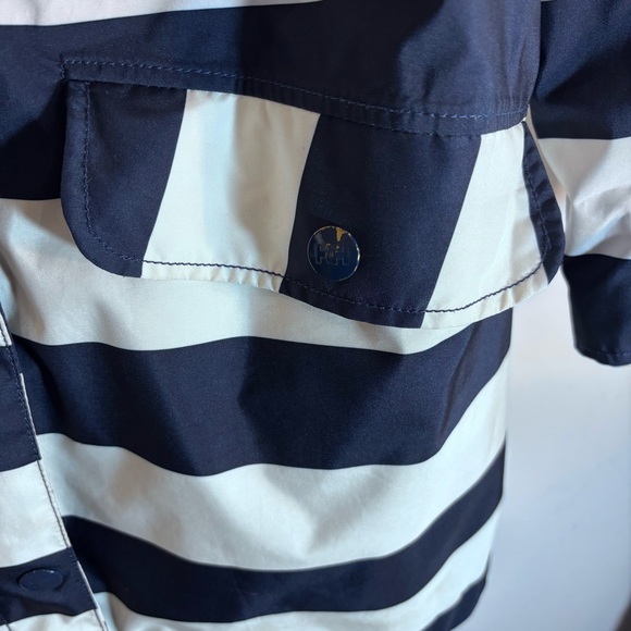 HELLY HANSEN Sz L Lyness Rain Coat Jacket Hooded Pockets Vented Snap Buttons - Picture 5 of 11